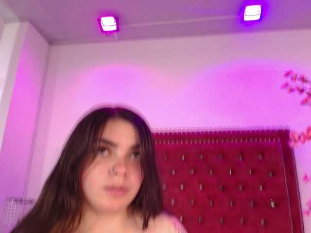 Daphne-glass live cam on BongaCams