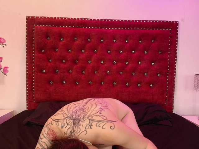 Daphne-glass live cam on BongaCams