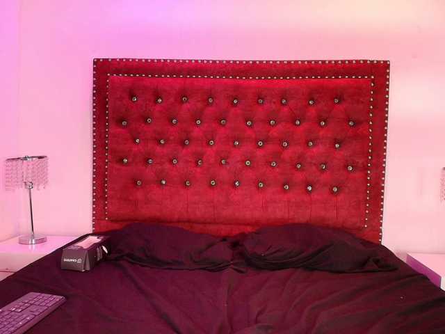 Daphne-glass live cam on BongaCams