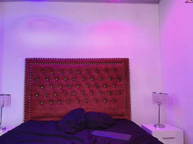 Daphne-glass live cam on BongaCams
