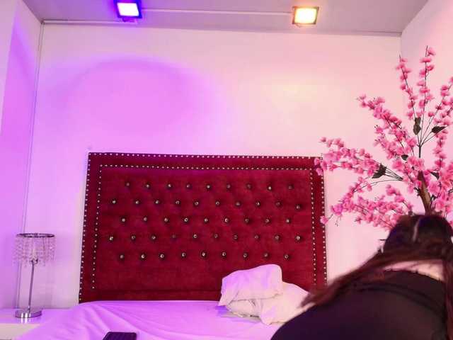 Daphne-glass live cam on BongaCams