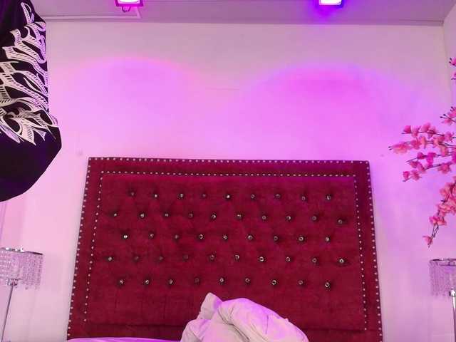 Daphne-glass live cam on BongaCams