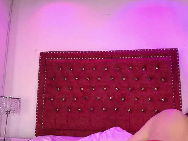 Daphne-glass live cam on BongaCams