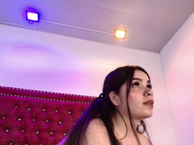 Daphne-glass live cam