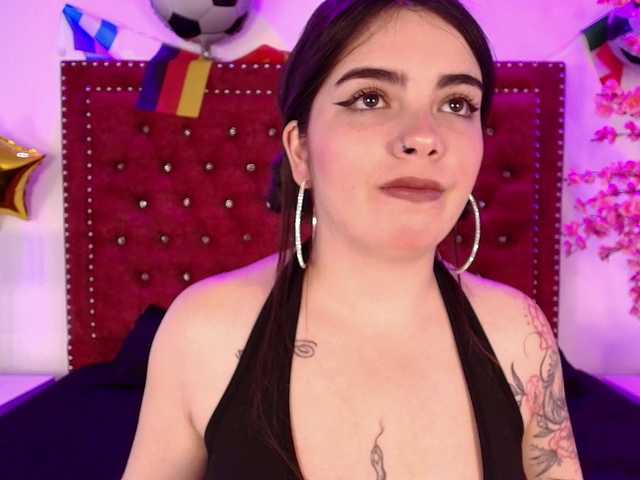 Daphne-glass live cam on BongaCams