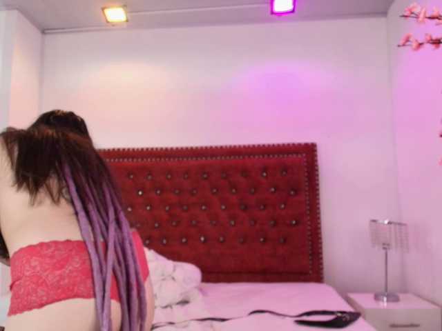 Daphne-glass live cam on BongaCams