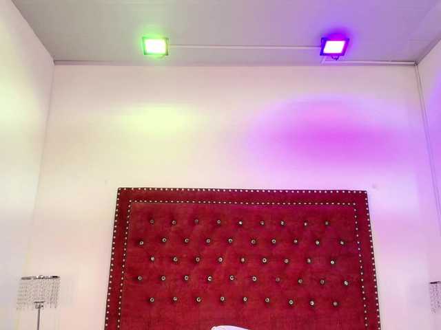 Daphne-glass live cam on BongaCams