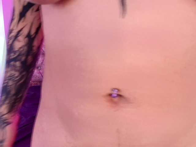 Daphne-glass live cam on BongaCams