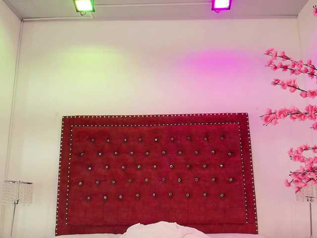 Daphne-glass live cam on BongaCams