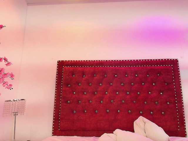 Daphne-glass live cam on BongaCams