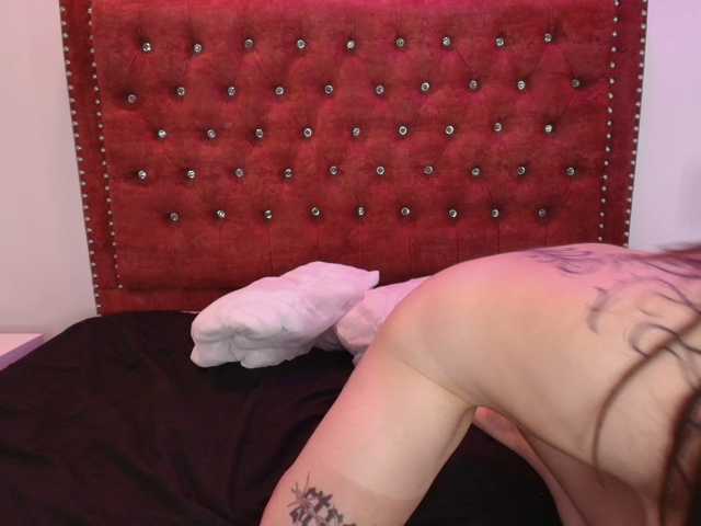 Daphne-glass live cam on BongaCams