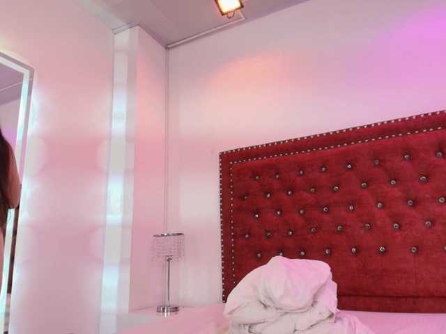 Daphne-glass live cam on BongaCams