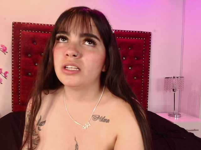 Daphne-glass live cam on BongaCams