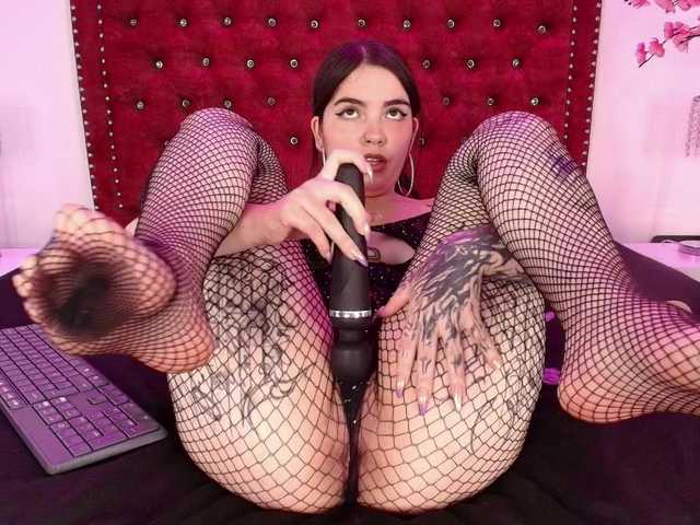 Daphne-glass live webcam show
