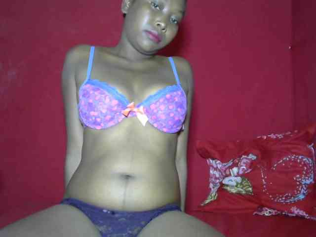 Alyciaa webcam