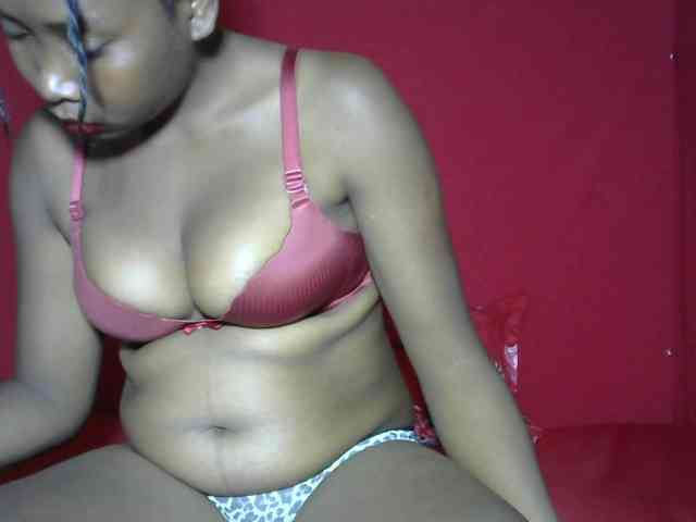 Alyciaa webcam