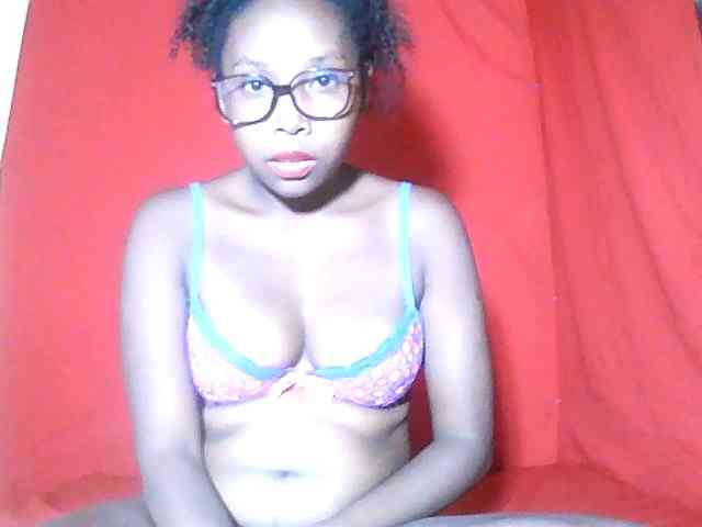 Alyciaa webcam