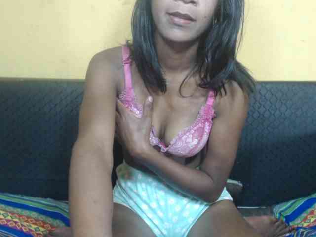 Modèle: Alyciaa
