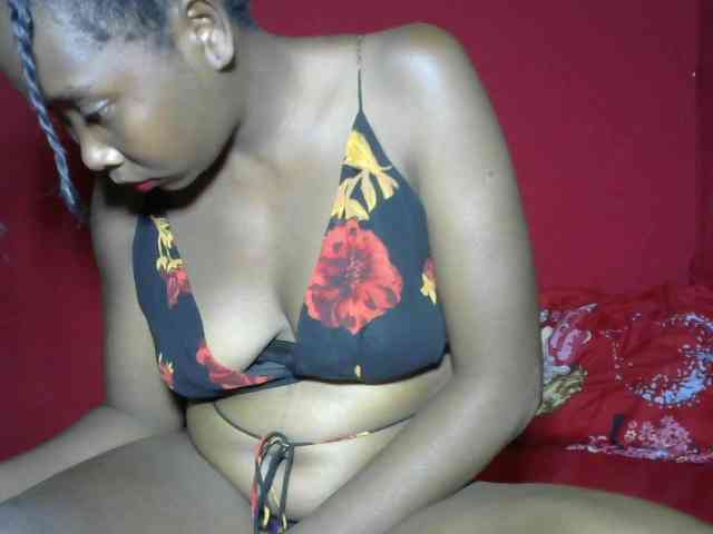 Alyciaa webcam