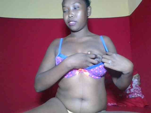 Modèle: Alyciaa