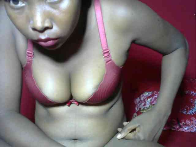 Alyciaa webcam
