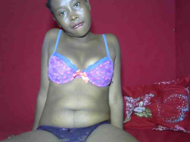 Alyciaa webcam
