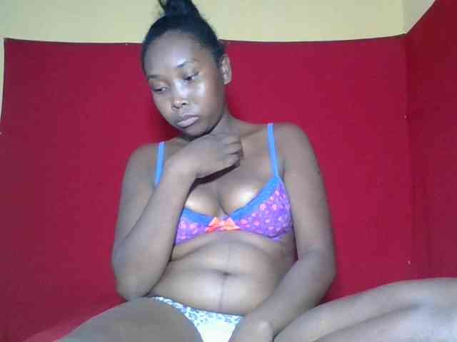 Alyciaa webcam