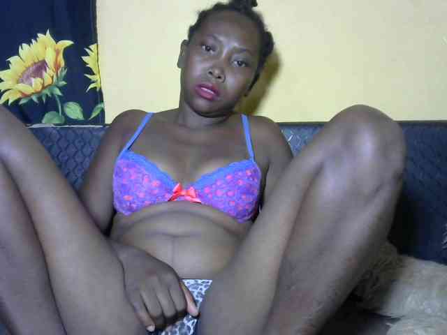 Alyciaa webcam