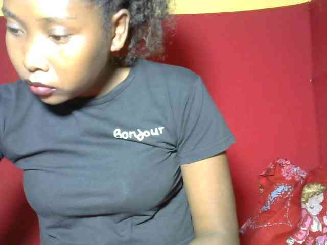 Alyciaa webcam