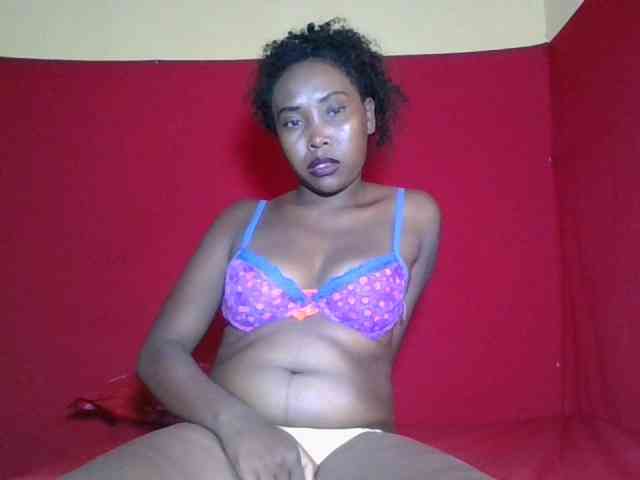 Alyciaa webcam