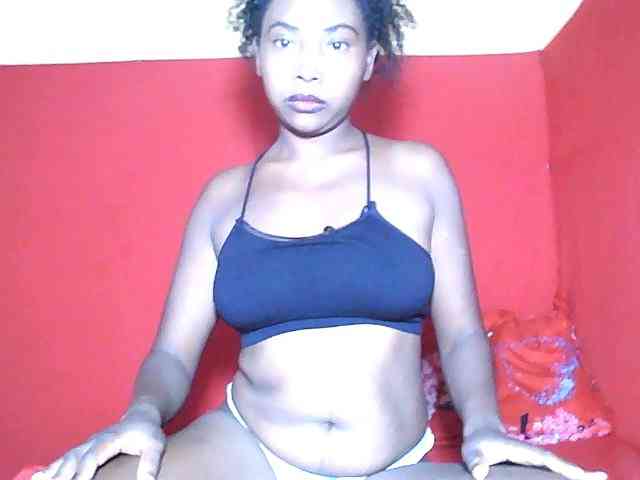 Alyciaa webcam