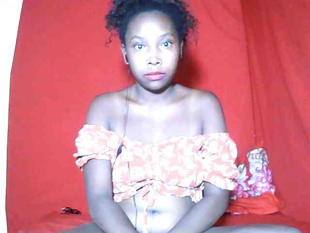 Alyciaa webcam