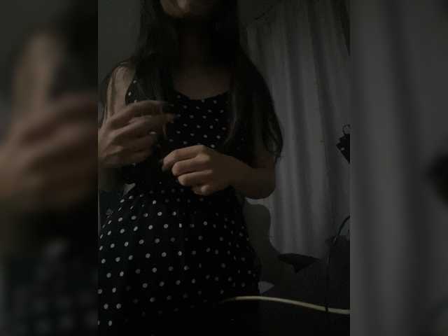 Kira-36 live cam on BongaCams
