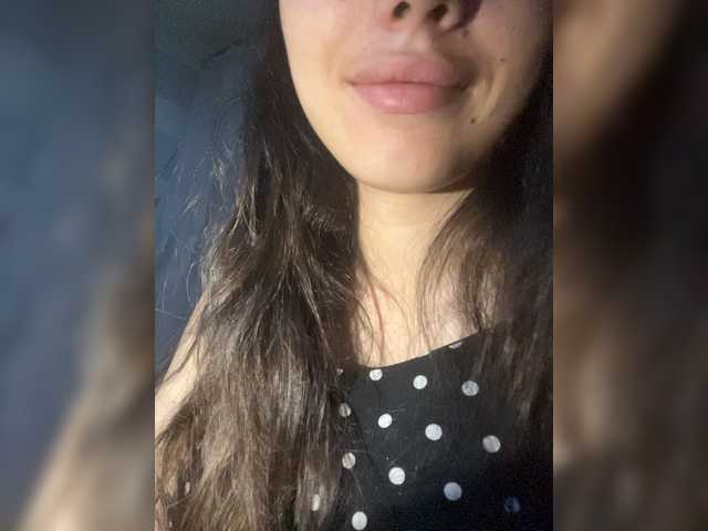 Kira-36 live cam on BongaCams