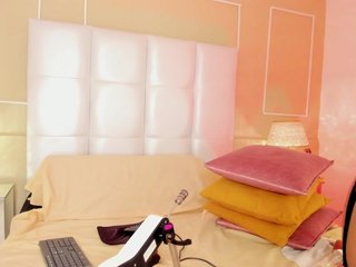 mature-whore Porn Show
