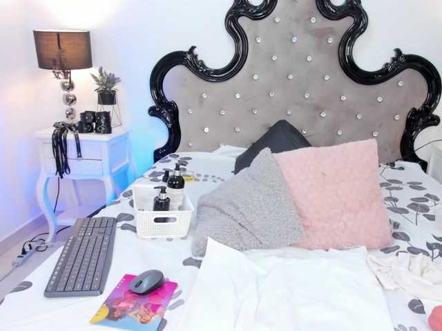 mature-whore live cam on BongaCams