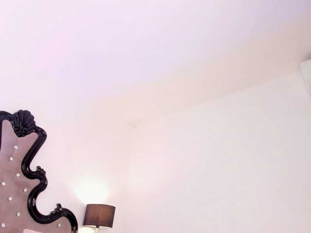 mature-whore live cam preview