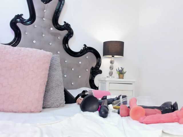 mature-whore live cam preview