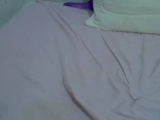 Slimgirl2544's Live Webcam