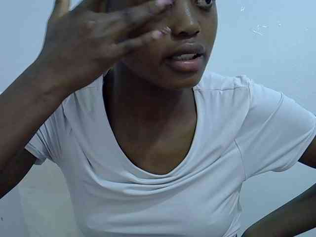 Slimgirl2544 webcam