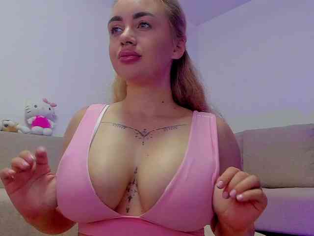 cuteblondiex cuteblondiex