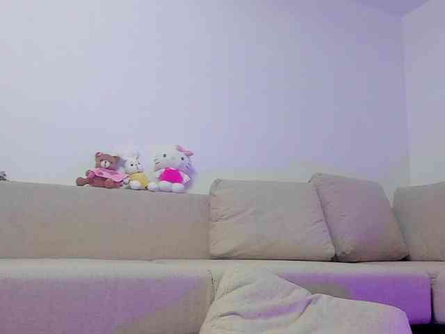 cuteblondiex webcam