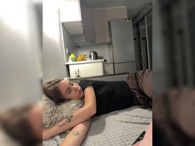 Soffi2 live cam on BongaCams