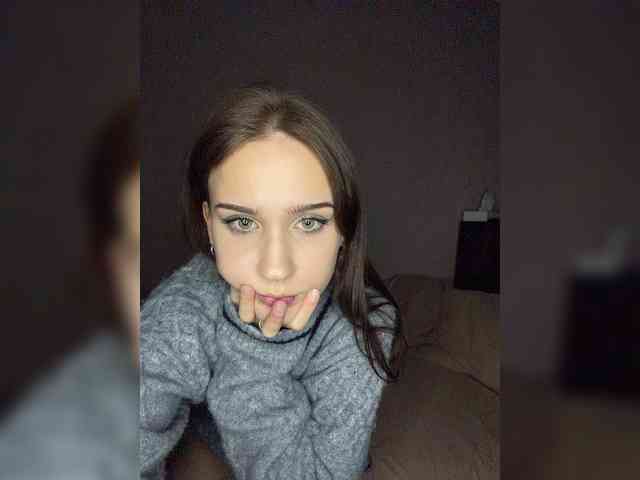 Модель: glowww