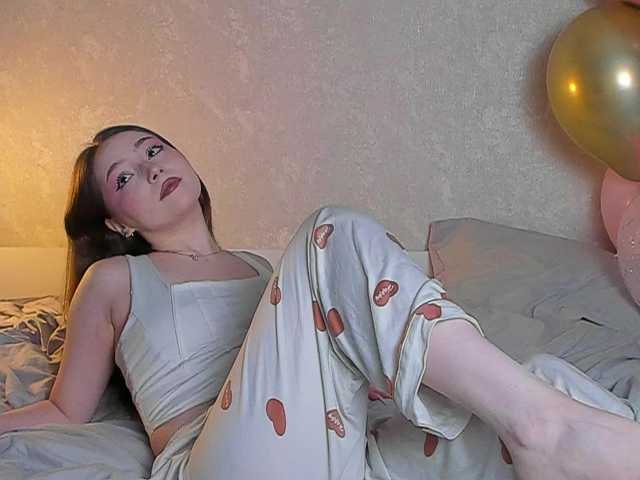 LunBunny live webcam show
