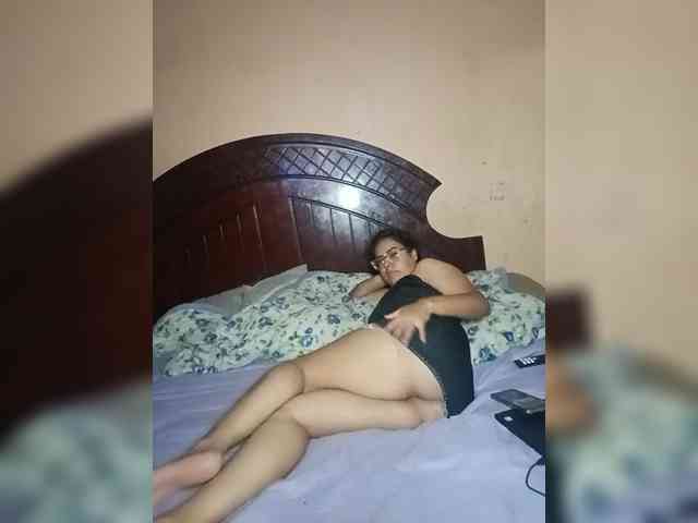 Parejagorditos Live Webcam on BongaCams