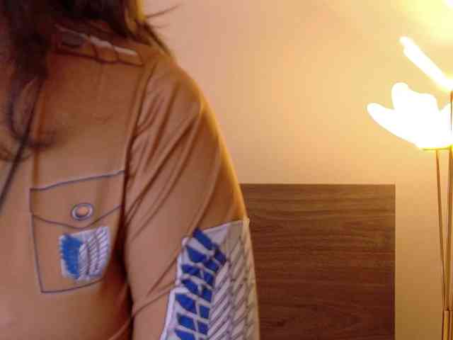 AnnieLoutie webcam