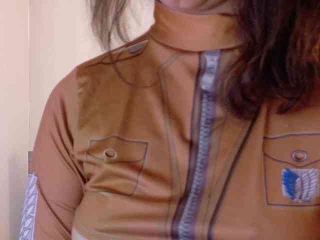 AnnieLoutie webcam
