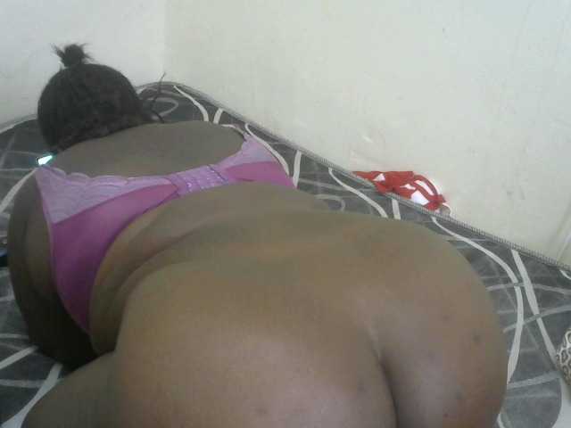 WildAss live webcam show