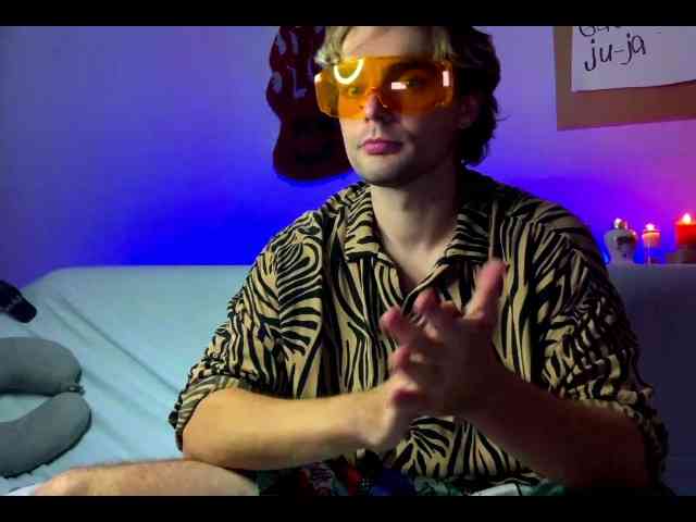 AliasCard Sex Cam Show